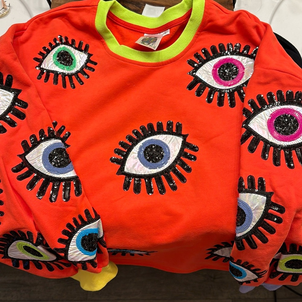 NWOT QOS QUEEN OF SPARKLES, size L